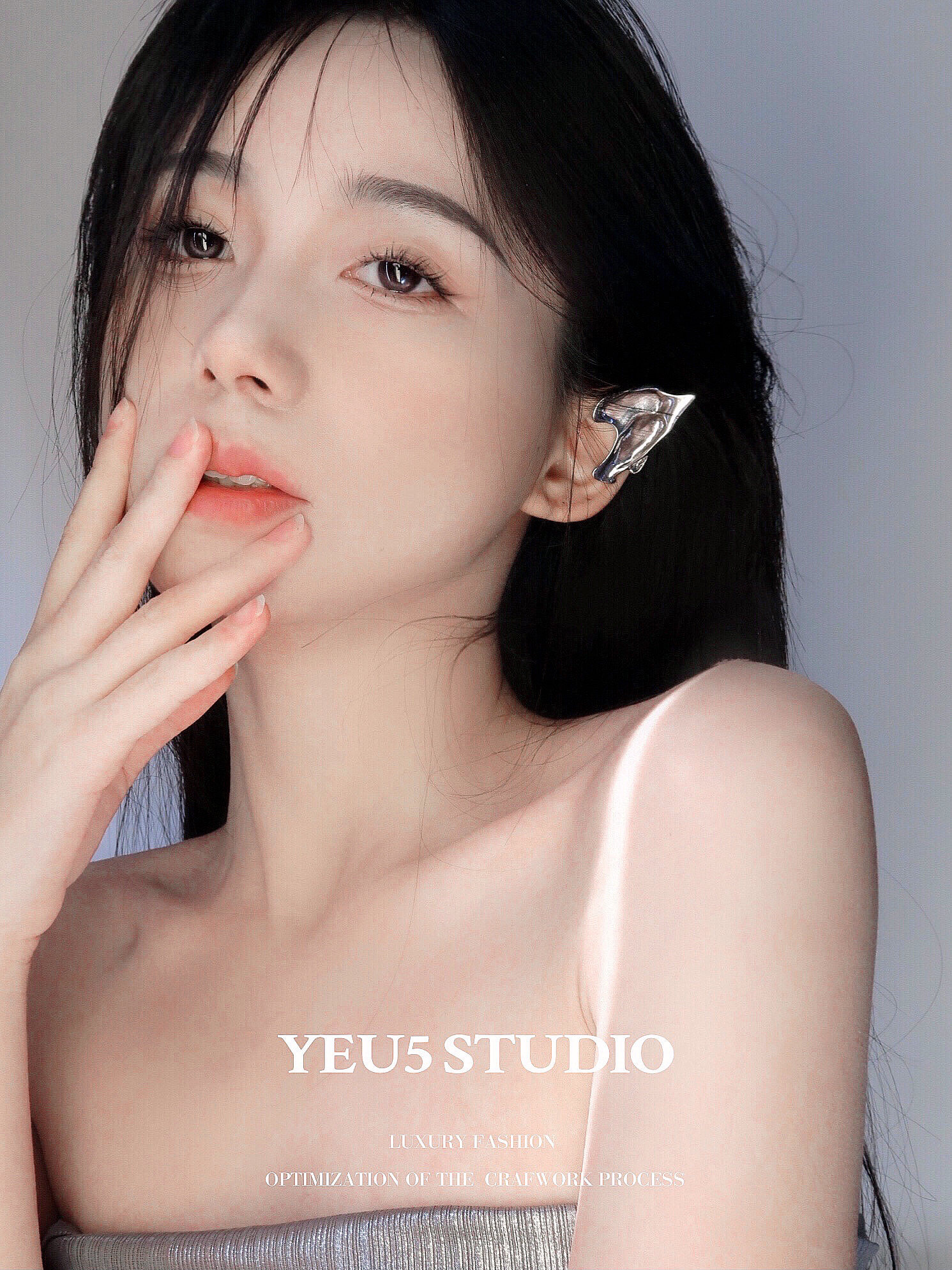 YEU5 original design without earbuds fairy-man fish sweet and cool metal wind dark black ear clip irregular auricle type