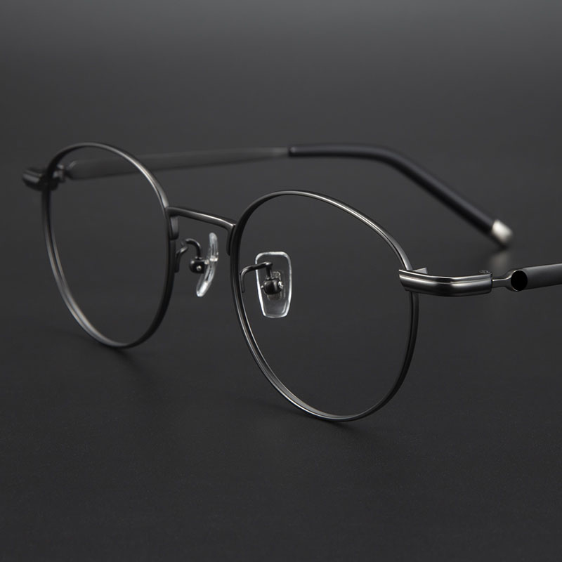 Baijing pavilion with the same glasses myopia man begins Shaohe cloud round frame pure titanium black frame can be matched with color lens