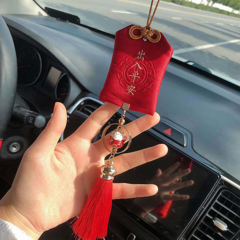 Car Pendant On-board Rearview Mirror Pendant Personality Creative Fu Bag Hanging in safe car Pendant Lady Tricks Cat-Taobao