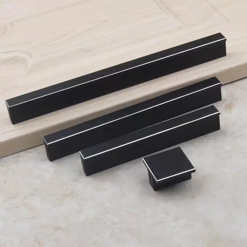 Новая отверстие расстояние 76 Американский черный гардероб