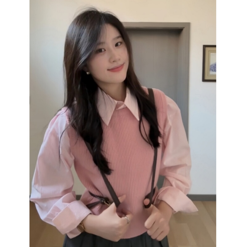 Pink Knitted Vest Layered with a Shirt for Women, 2025 Spring and Autumn New Style, Petite, Preppy Style, Loose Casual Two-Piece Set
