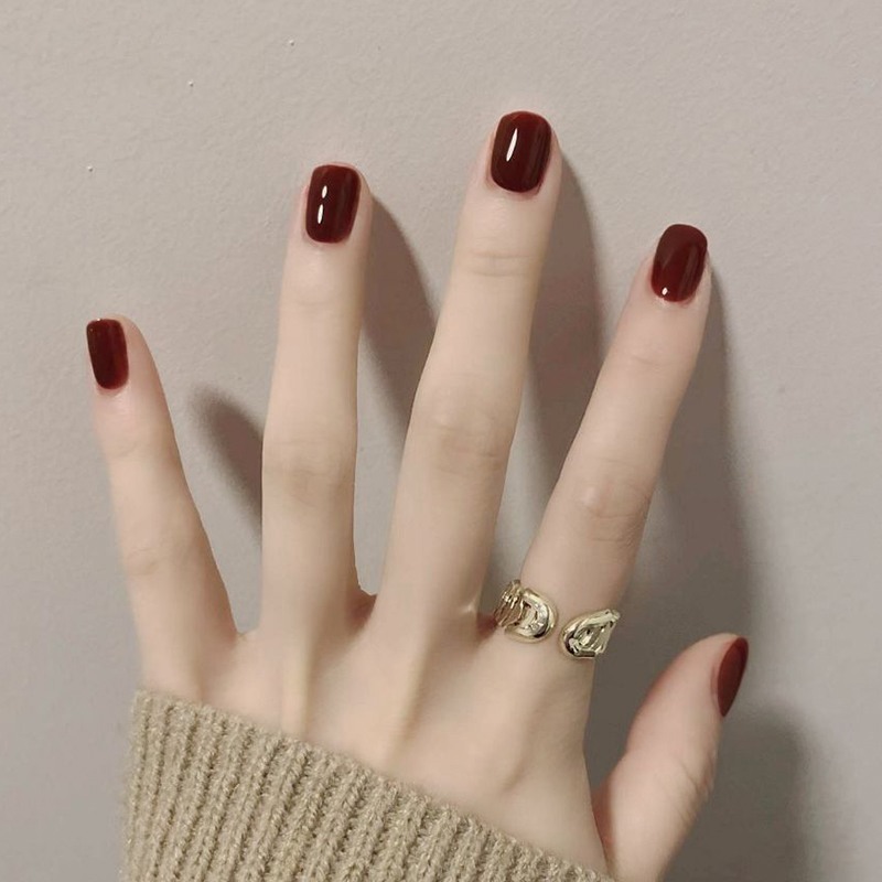 Wine red nail polish no-bake quick-drying lasting female 2022 new autumn and winter color is white and can tear big cherry