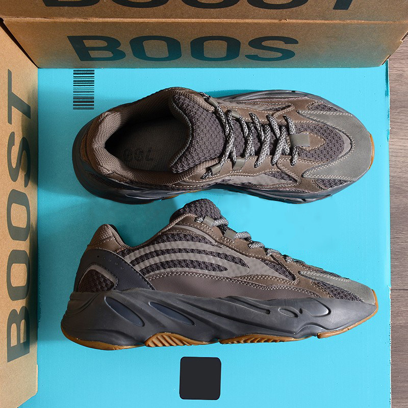 Coconut 700v2 over-toxic genuine black soul Putian daddy shoes men's v3 summer breathable black warrior casual sports shoes