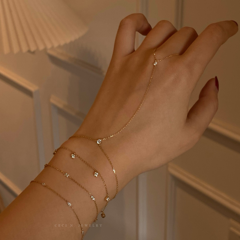 18K Gold Delicate Finger and Wrist Chain, Ring and Bracelet Integrated Wrist Chain with Lab-Grown Diamonds, Light Luxury Niche Design Jewelry