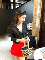 2022 Korean version Summer new design sensation Little crowdsourced 100 hitch T-shirt woman slim fit superior blouse