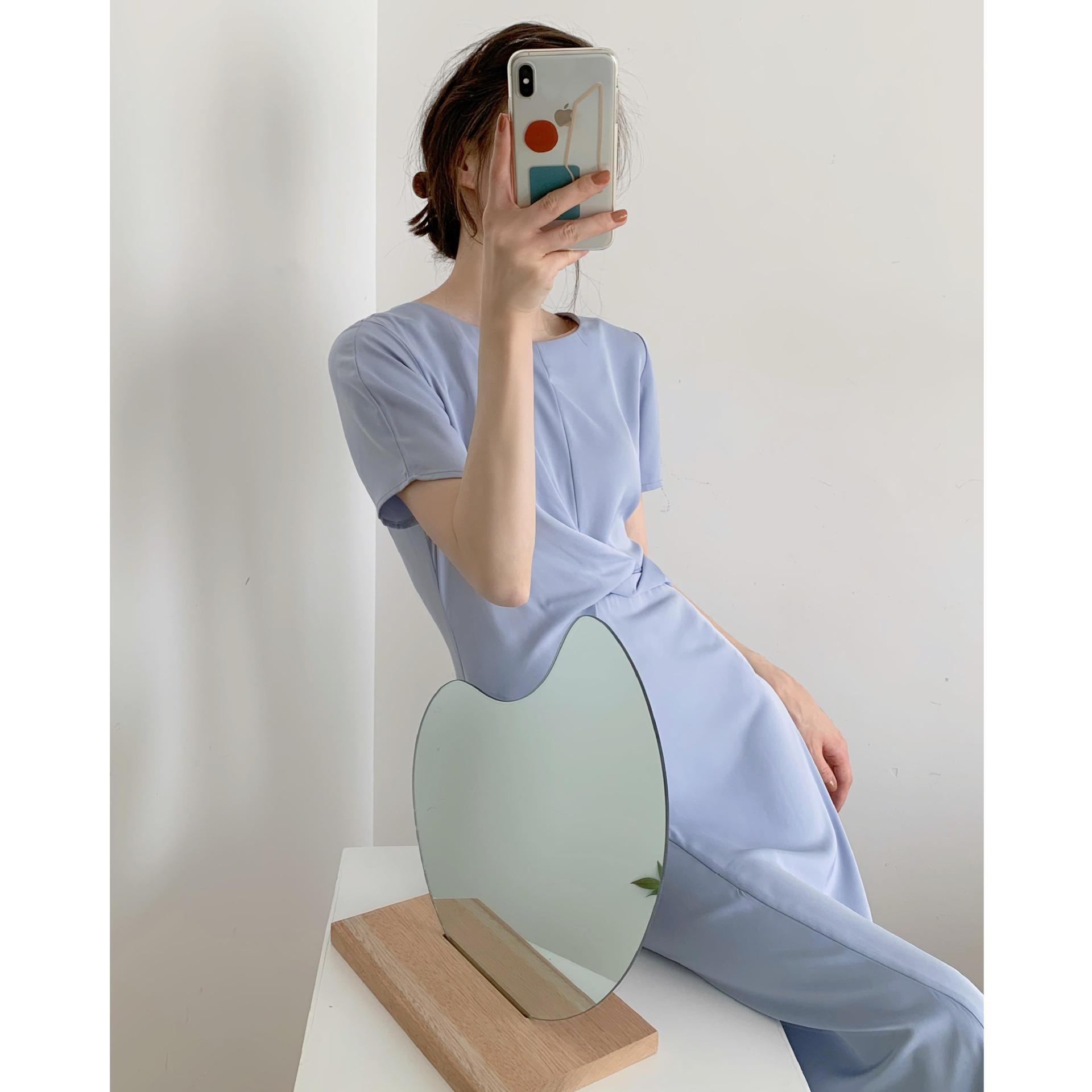 Clear ink such as a first pan-purple-tone blue elegant waist-to-waist pleat design sensuo.