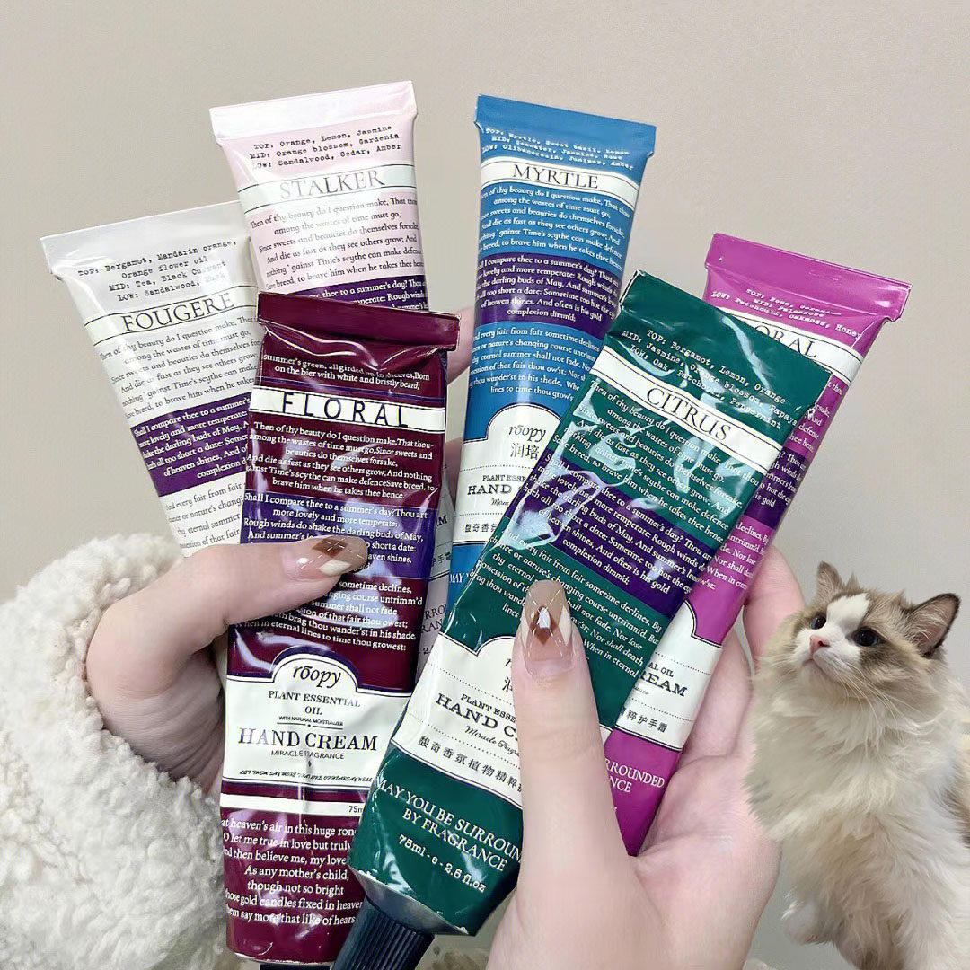 French Rubber Roopy Hand Cream Reinforcement moisturizing moisturizing and snowy melt when winter roppy is cute