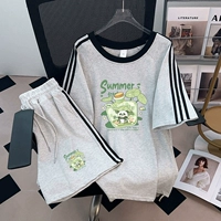 Серый костюм Т247