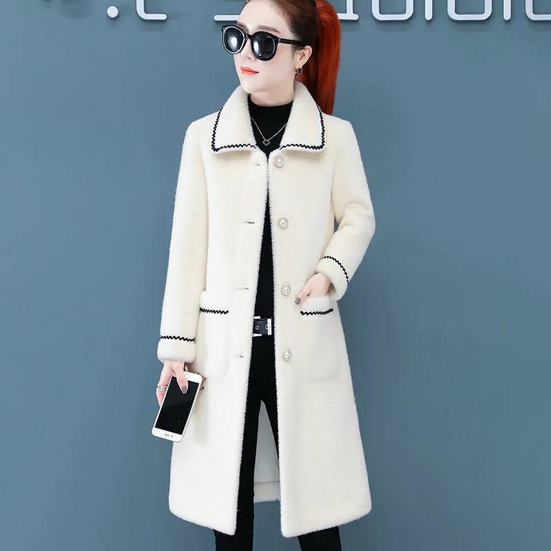 Lamb Wool Coat for Women, Autumn and Winter 2026 New Style, Loose Lamb Fleece, Stylish, Warm, Mid-Length Trendy Coat