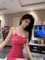 Роза красная