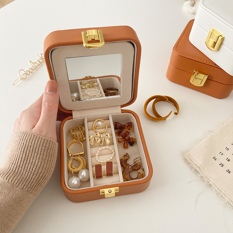 First Accessories Box Containing box Small and refined Eurostyle Fancy Luxury caramel colour leather Accessories Box Ear Accessories Necklace Ring