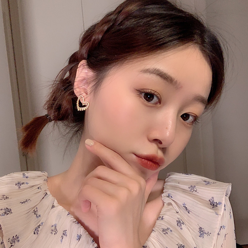 Loving Earrings Peach Heart-shaped 2022 New Tide Inlaid Drilling Ear Nail Minimalist Lukewarm Wind Woman Small And Refined Design Sensation