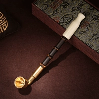 Модель-неработающий рот