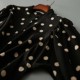 The counter mall withdraws the international big-name cut label, the remaining single-tailed single women's spring and autumn French black polka dot long-sleeved shirt