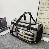 Серый (подарочный значок)