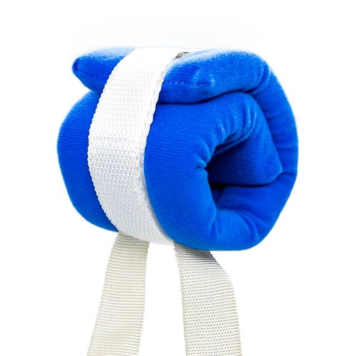 Медицинские ограничения конечностей с запястьями и лодыжками исправляют пожилых пациентов в сдержанности, защите, контроле и царапин