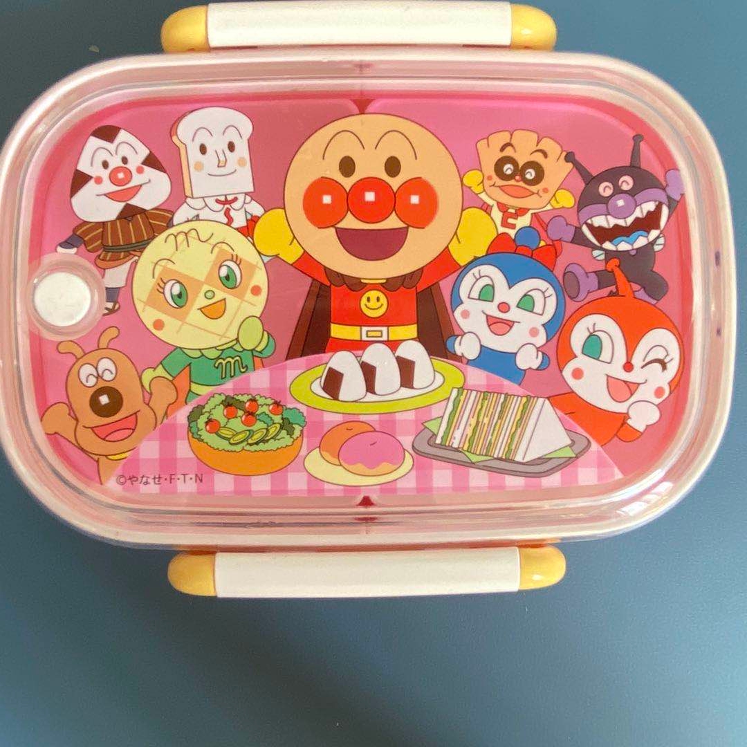 Spot Japan imported bread superman new lunch box children baby cute seal insurance go out lunch tableware