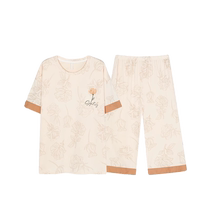 Cool ice silk pajamas for women 2024 new summer modal short-sleeved three-quarter pants with chest pads home wear set
