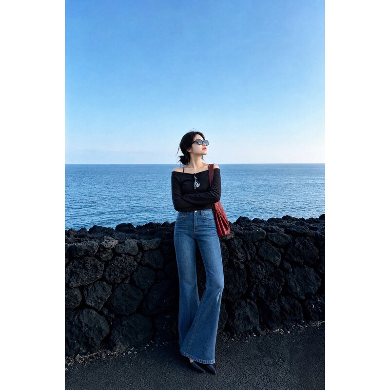 Gorgeous Blue Four-Way Stretch Flared Jeans for Women, Suitable for Spring and Autumn, Paired with High Heels, High-Waisted, Slim-Fit, and Flattering Bell-Bottom Pants