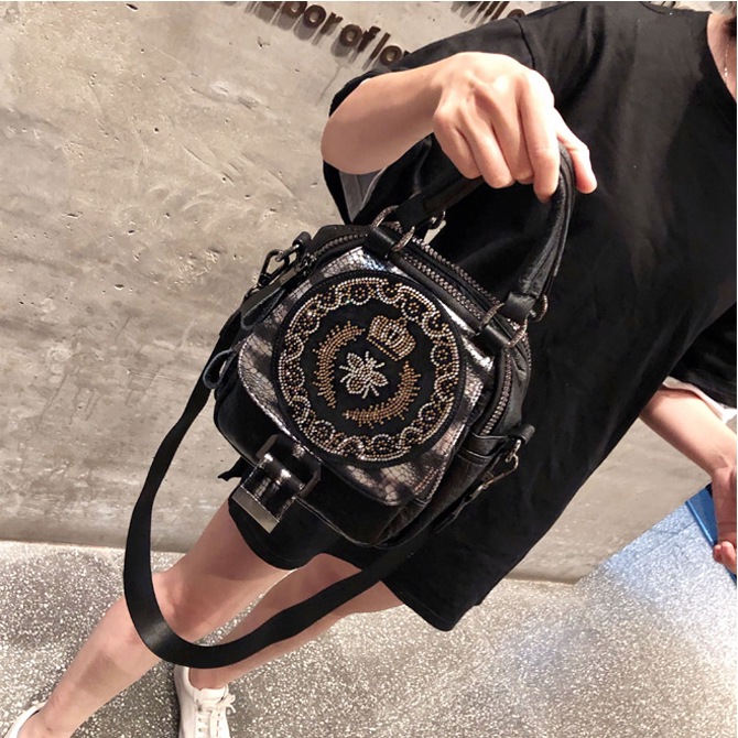 Hong Kong Tide Card Genuine Leather Bronzing small Shoulder Bag Women Foreign Pie single shoulder inclined satchel Bull Leather 100 Hitch Woman Bag Multipurpose Double Shoulder Bag