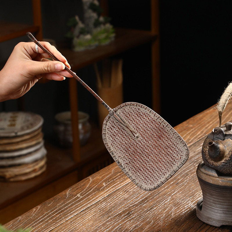 Japanese cool stove fan wind stove fan hand mini fan carbon stove tea stove fan cooking tea accessories fan tea room-Taobao