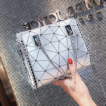 Fa-style small crowdsourced High sense chain bag 2022 new buns bag women summer single shoulder sloped satchel Summer 100 hitch