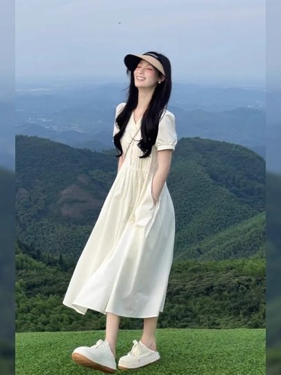 清纯温柔风初恋大摆长裙子女夏日新款气质收腰甜美v领短袖连衣裙