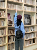 Представьте себе коллекцию сетки Sesame и обратите внимание на отправку подвески