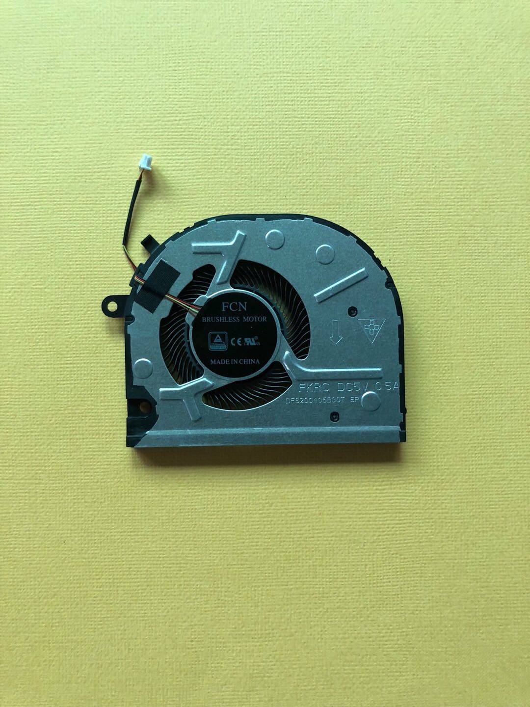Suitable for the new FCN FKRC DC5V 0 5A notebook CPU cooling fan