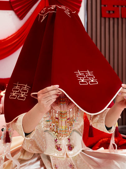2025新款结婚红盖头中式婚礼秀禾服专用红色新娘头饰婚庆用品大全