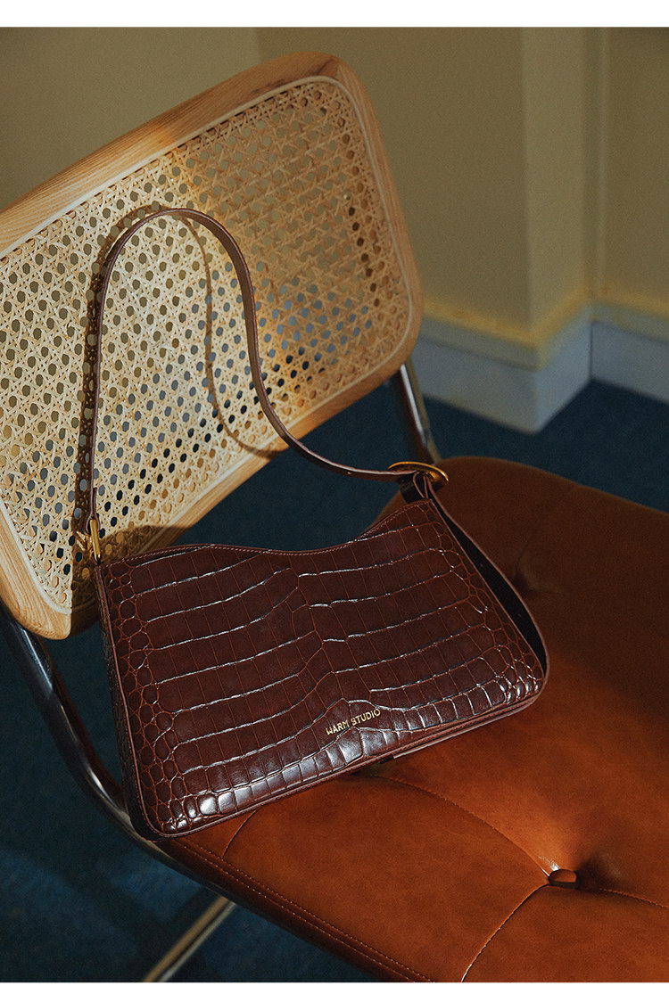 KUNOGIGI 古良吉吉 鳄鱼纹头层牛皮二代女式腋下包 单肩包 天猫优惠券折后￥439包邮（￥799-360）3色可选