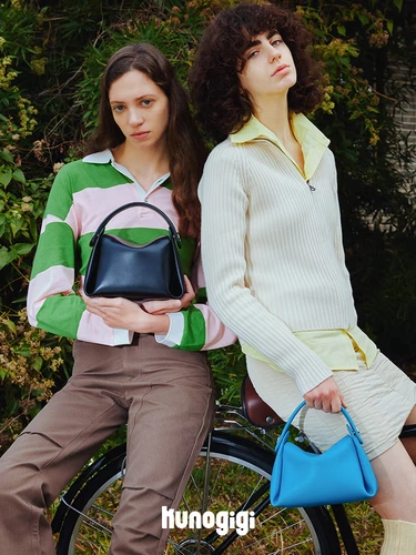 Маленький портсигар, сумка через плечо