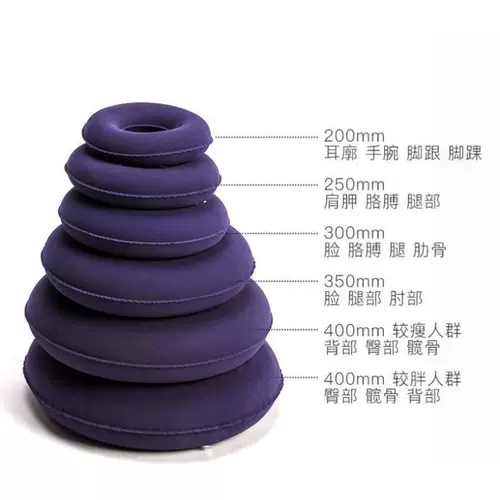 Длинная кровать пациента с параличом пациента против куша бедра, подушка, пожилые люди, люди используют поставки подушек, подушки