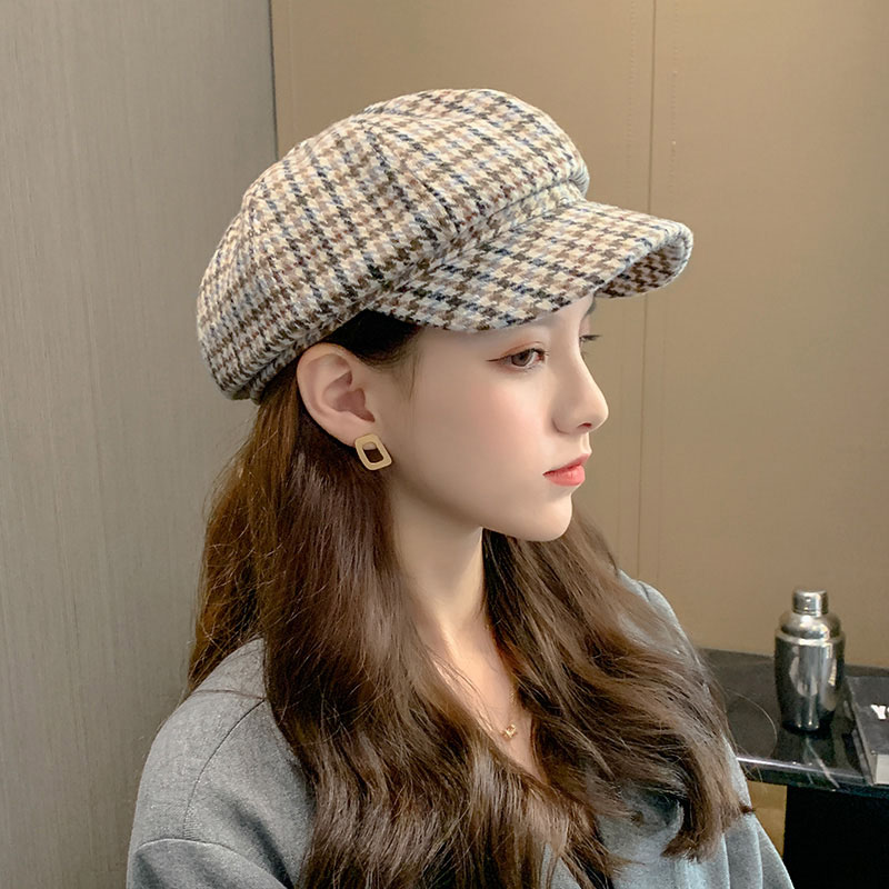 Houndstooth plaid beret female winter fashion wild Korean version 2022 new British retro spring and autumn octagonal hat