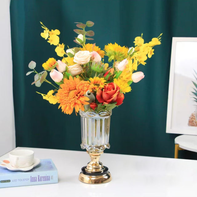 Light Luxury Ornaments, European-Style Crystal Glass Vases, High-End Restaurant Decorations, Table Dried Flower Arrangements, Living Room Decorations