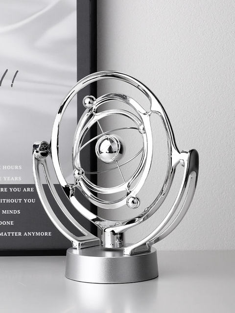 Light Luxury Ornaments, Simple Modern Creative Perpetual Motion Decorative Ornaments, High-End Accessories for Living Room, Office Desk