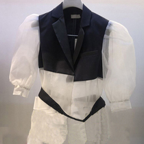 2020 new Korean version of loose design sense small Fragrance Celebrity style coat female spring and summer short coat ins tide