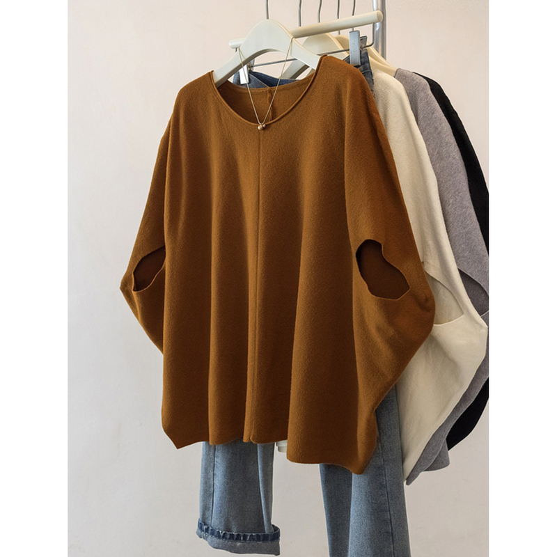 Dark Brown Cape Batwing Sleeve Knit T-Shirt for Women, Early Autumn 2026, Plus Size, Flattering and Slimming, Super Stylish Top Dark Brown Cape Batwing Sleeve Knit T-Shirt for Women, Early Autumn 2026, Plus Size, Flattering and Slimming, Super Stylish Top