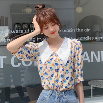 Square neck top vintage French floral shirt womens summer thin mid-sleeve seven-point sleeve doll shirt shirt summer short sleeve
