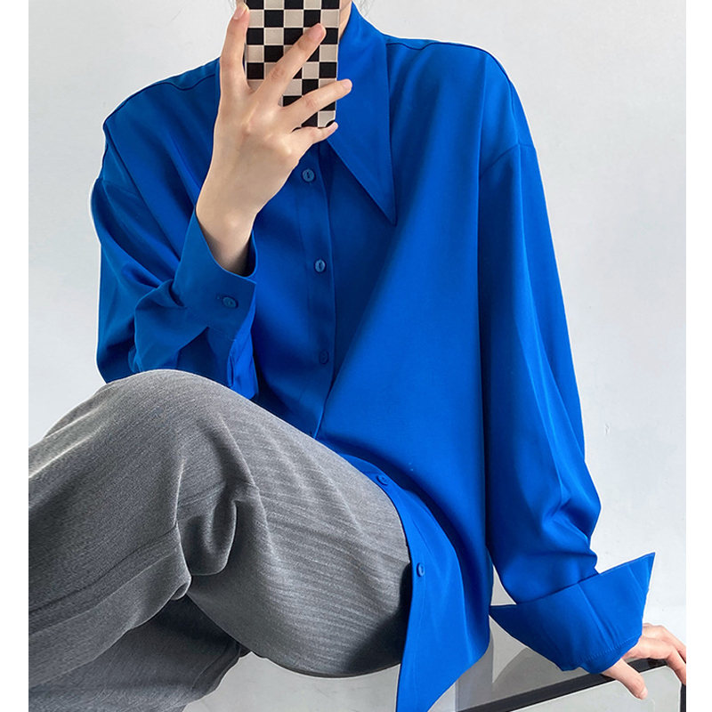 High-End Klein Blue Shirt for Women, Spring and Autumn, Art Style, Wrinkle-Resistant, Pointed Collar Shirt, French Niche Design Top
