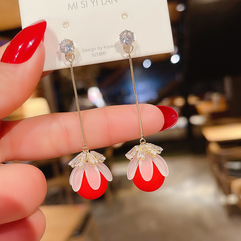 Korean Temperament Net Red Long Version Pearl Earrings 2022 New Wave Superior Atmospheric Pure Silver Earrings Female Fashion Earrings