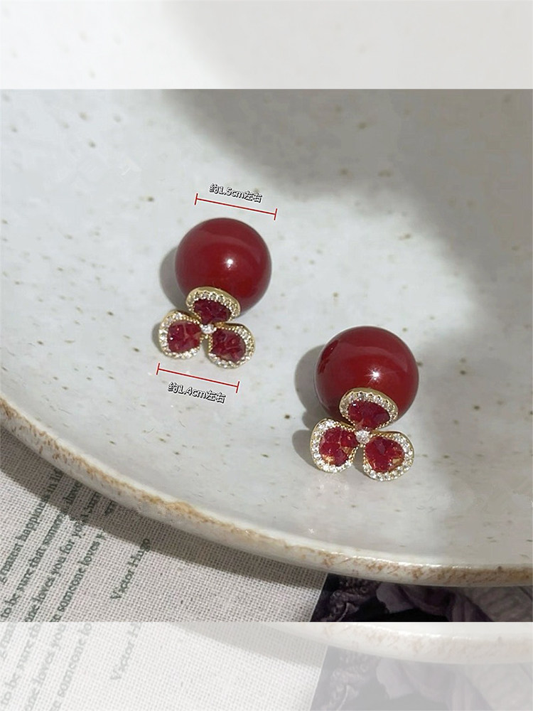 Red Flower Earrings for Women, Unique and Beautiful Earrings, 2026 New Hot Style, High-End, Light Luxury, Elegant and Stylish Earrings