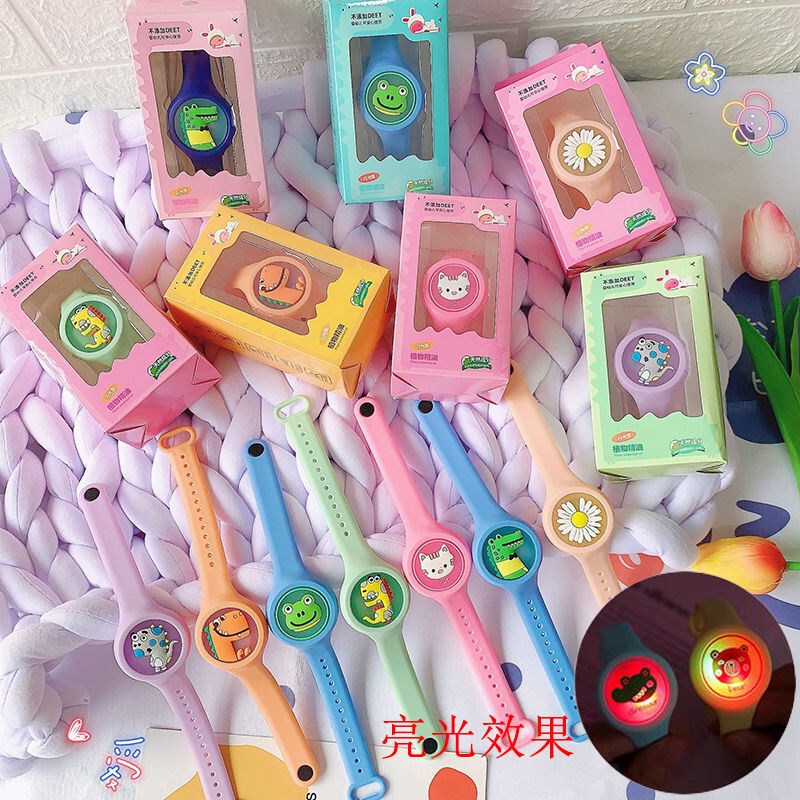 New Flashing Mosquito Repellent Bracelet for Children and Adults, Solid Cartoon Luminous Anti-Mosquito Wristband to Prevent Mosquito Bites New Flashing Mosquito Repellent Bracelet for Children and Adults, Solid Cartoon Luminous Anti-Mosquito Wristband to Prevent Mosquito Bites