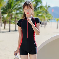 Черный и красный