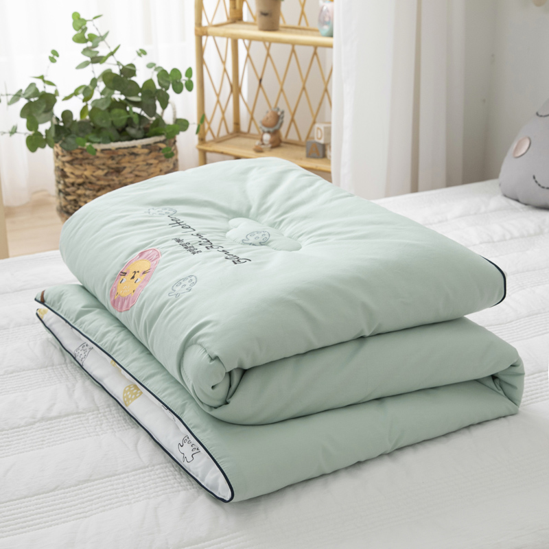 Children's quilt Four seasons universal cotton baby quilt Kindergarten nap quilt Baby cover is thickened in winter