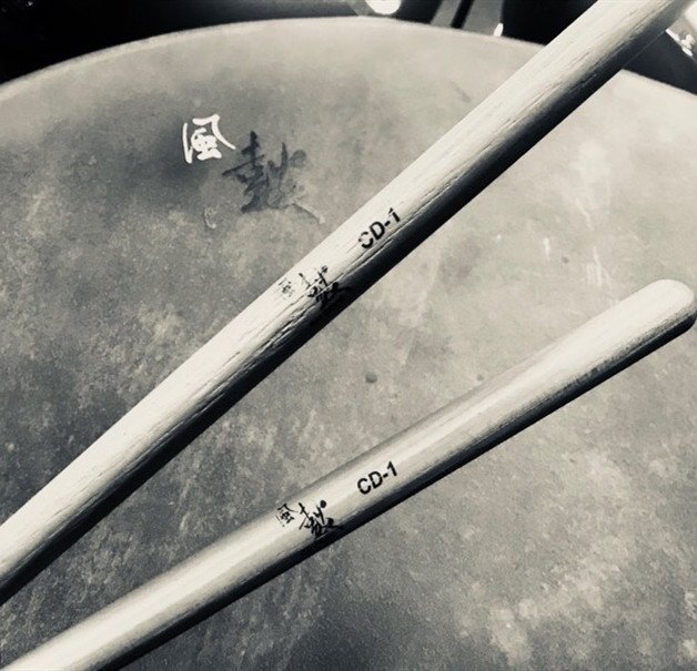 The blast has hit the traditional percussion drummers' drumbeat mallet series