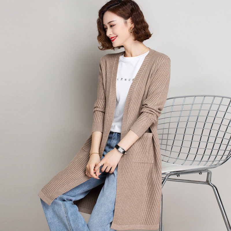 Ditunton knit sweater 2021 new autumn sweater shawl with long - sleeved long - sleeved cloak