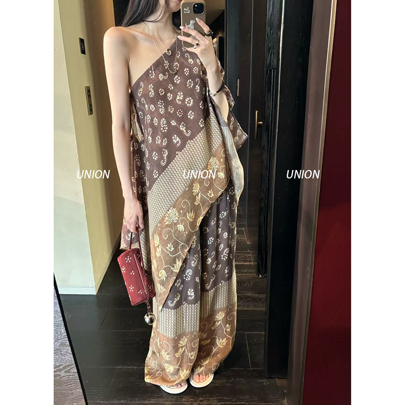 Union Officially Authorized Odtd X Makeif 25 Spring and Summer Layered Skirt + Printed Pants Union Officially Authorized Odtd X Makeif 25 Spring and Summer Layered Skirt + Printed Pants