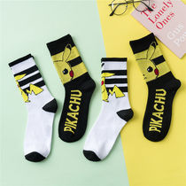 Pikachu socks womens sports socks Korean version ins trend cute autumn and winter cartoon couple models mens spring and summer