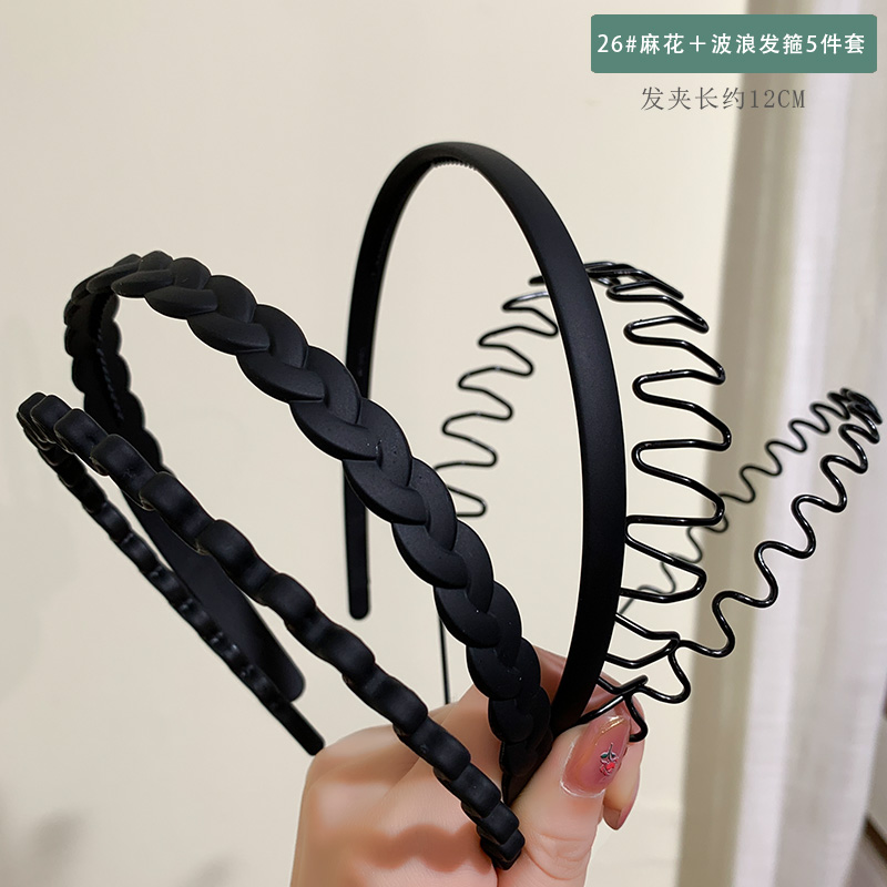 images 8:Smolted black hair hoop In summer, wear a hair card and shredded hair to organize the artifact with tooth pressing hair and decorate the face hoop